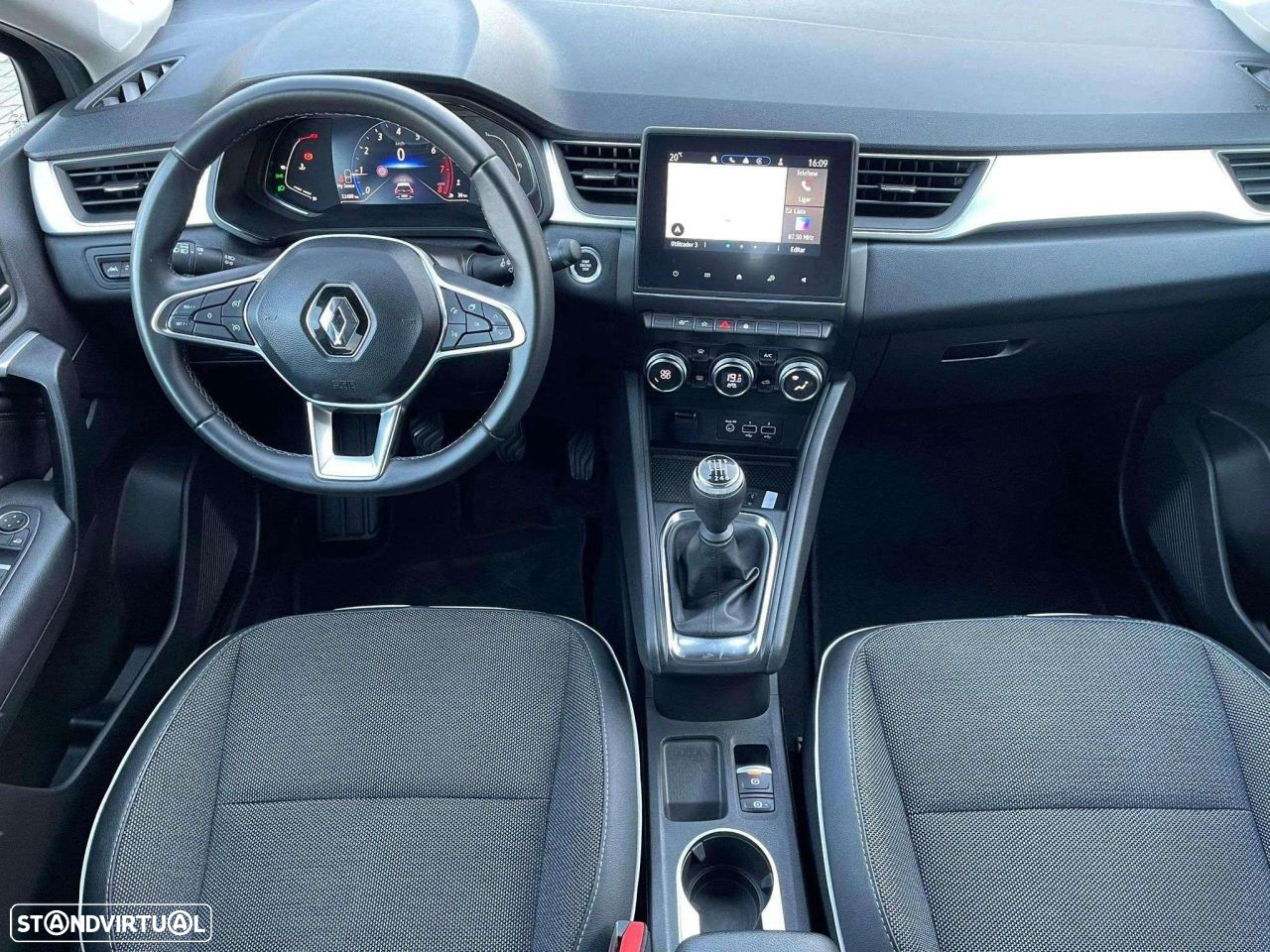Renault Captur 1.0 TCe Techno - 10