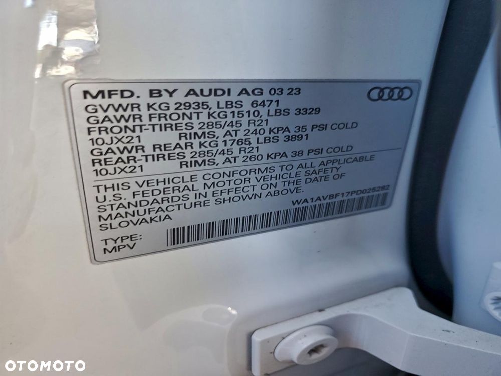 Audi Q8 55 TFSI quattro tiptronic - 13