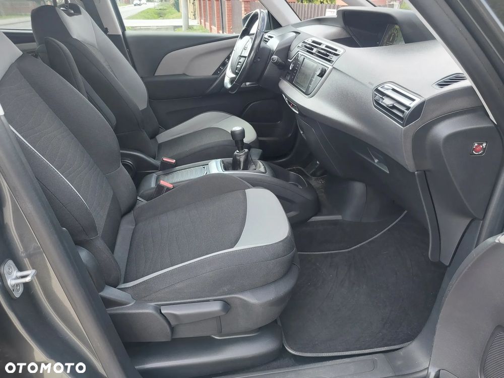 Citroën C4 Picasso - 23