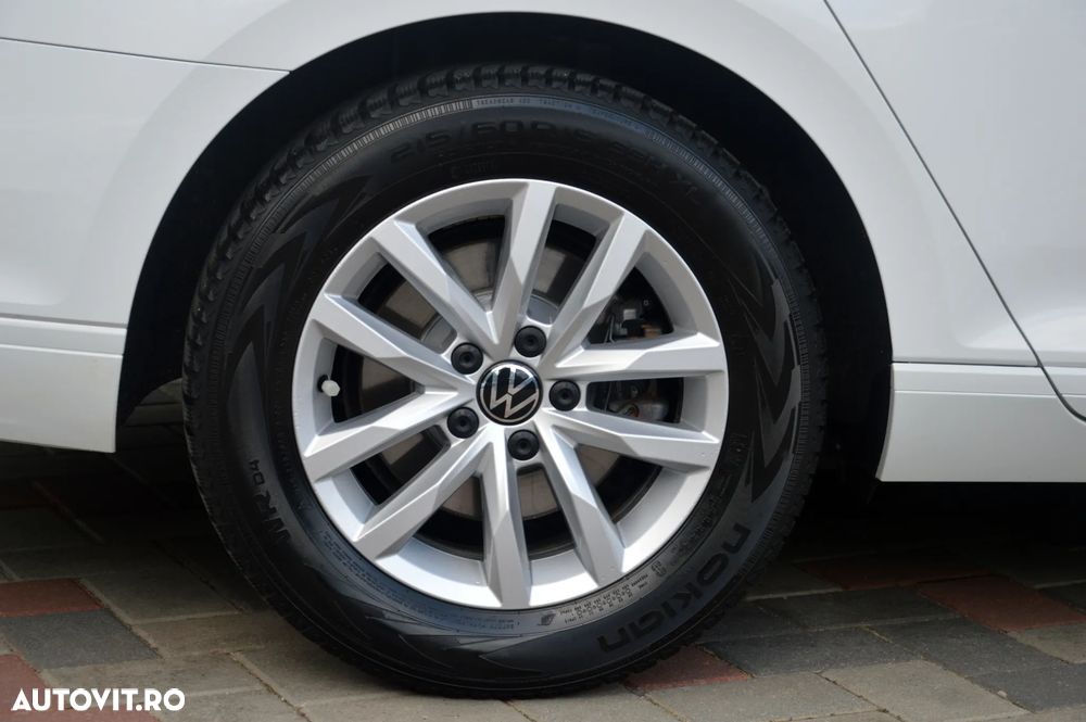 Volkswagen Passat 2.0 TDI DSG Comfortline - 22