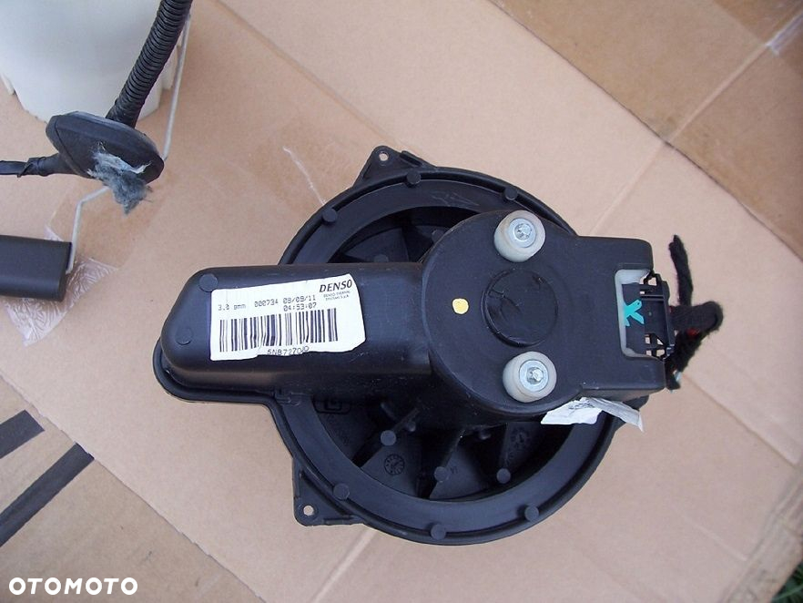 lancia YPSILON 11- WENTYL. DMUCHAWA 5N8727 EU - 3