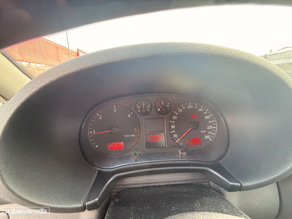 Audi A3 1.9 TDI Sport - 8