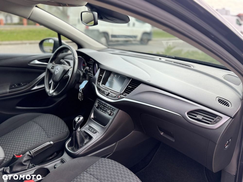 Opel Astra - 16