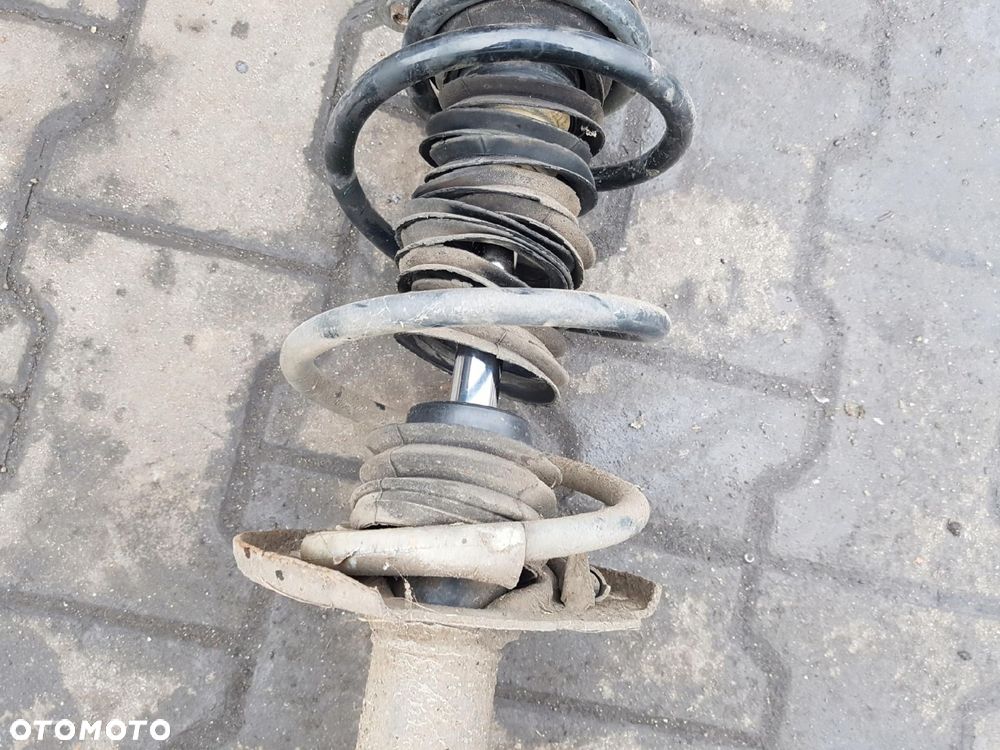 RENAULT CAPTUR I 13-18r 1.5 DCI WAHACZ AMORTYZATOR ZWROTNICA LEWA PRZÓD - 6