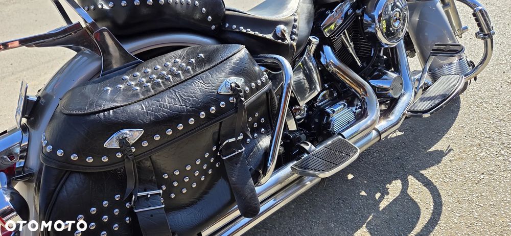 Harley-Davidson Softail Heritage Classic - 25