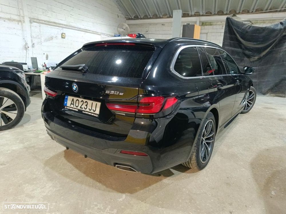 BMW 530 e - 3