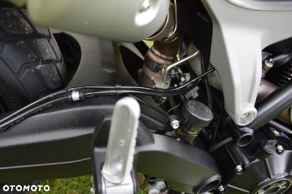 Ducati Scrambler - 12