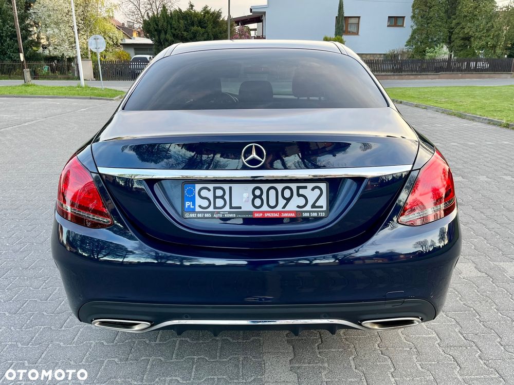 Mercedes-Benz Klasa C 160 9G-TRONIC AMG Line - 25