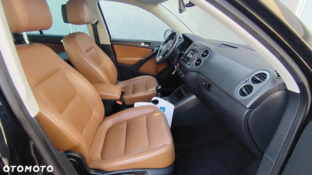 Volkswagen Tiguan 2.0 TDI SCR URBAN SPORT - 28