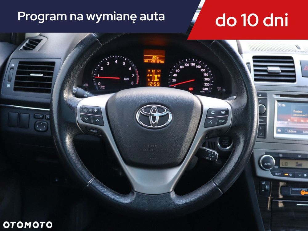 Toyota Avensis - 18