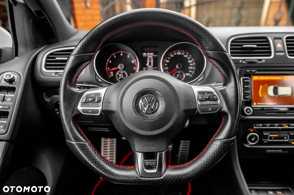 Volkswagen Golf 2.0 TSI GTI - 21