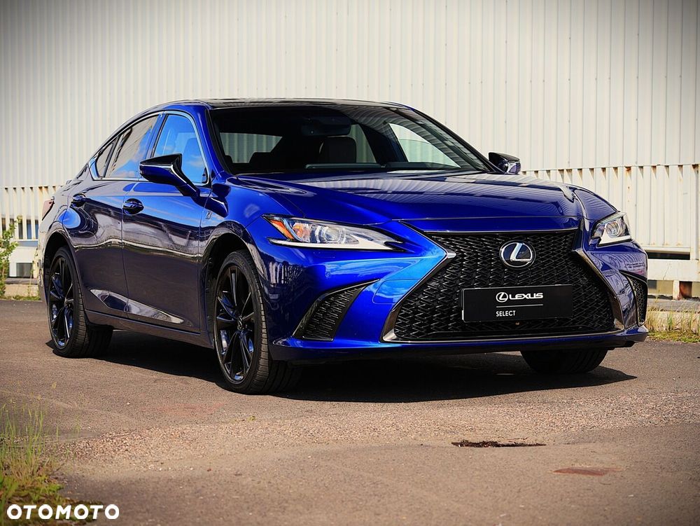 Lexus ES 300h F Sport Design - 2