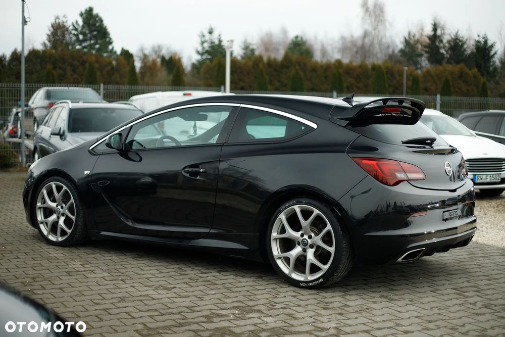 Opel Astra OPC Start/Stop - 14