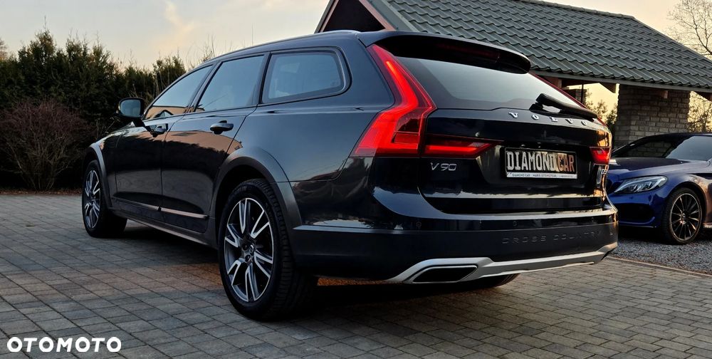Volvo V90 Cross Country D5 AWD Geartronic Pro - 22