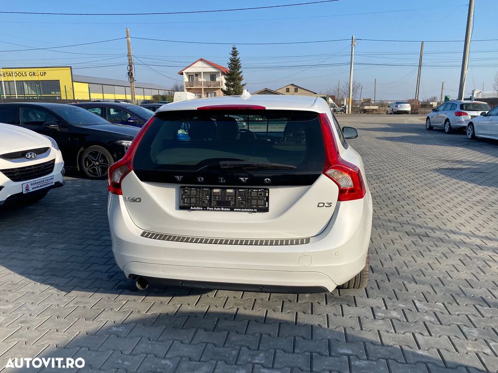 Volvo V60 D3 Kinetic - 6