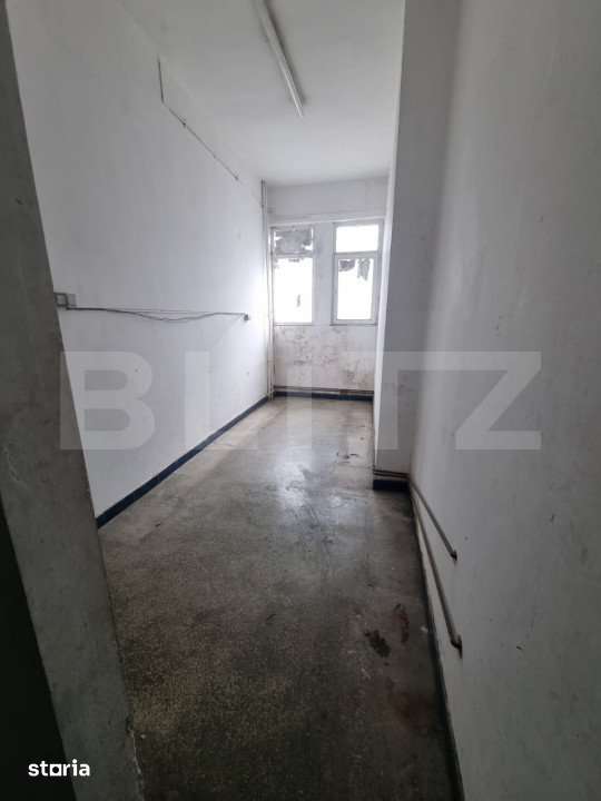 Spaţiu comercial de inchiriat in zona Codlea - Imagine principală: 3/4