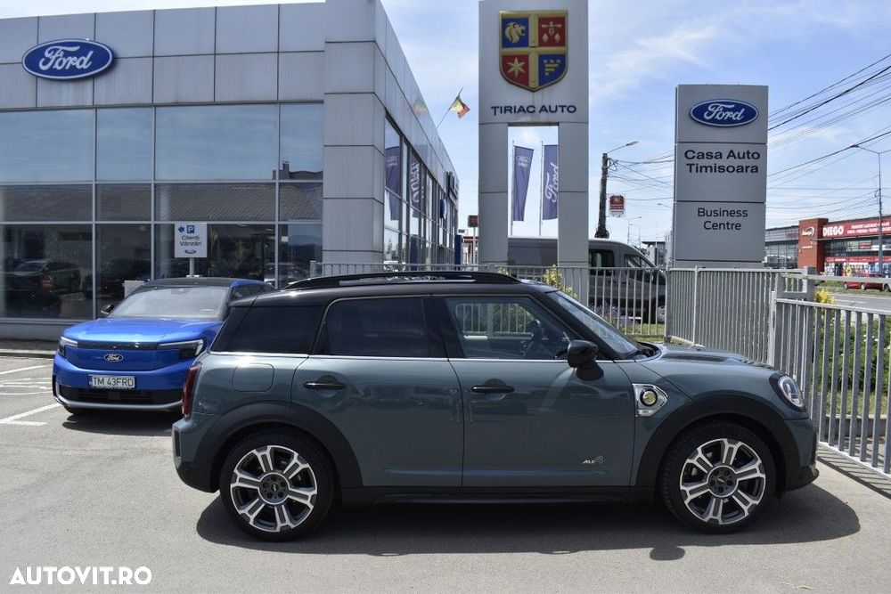 Mini Countryman Cooper SE ALL4 AT - 13