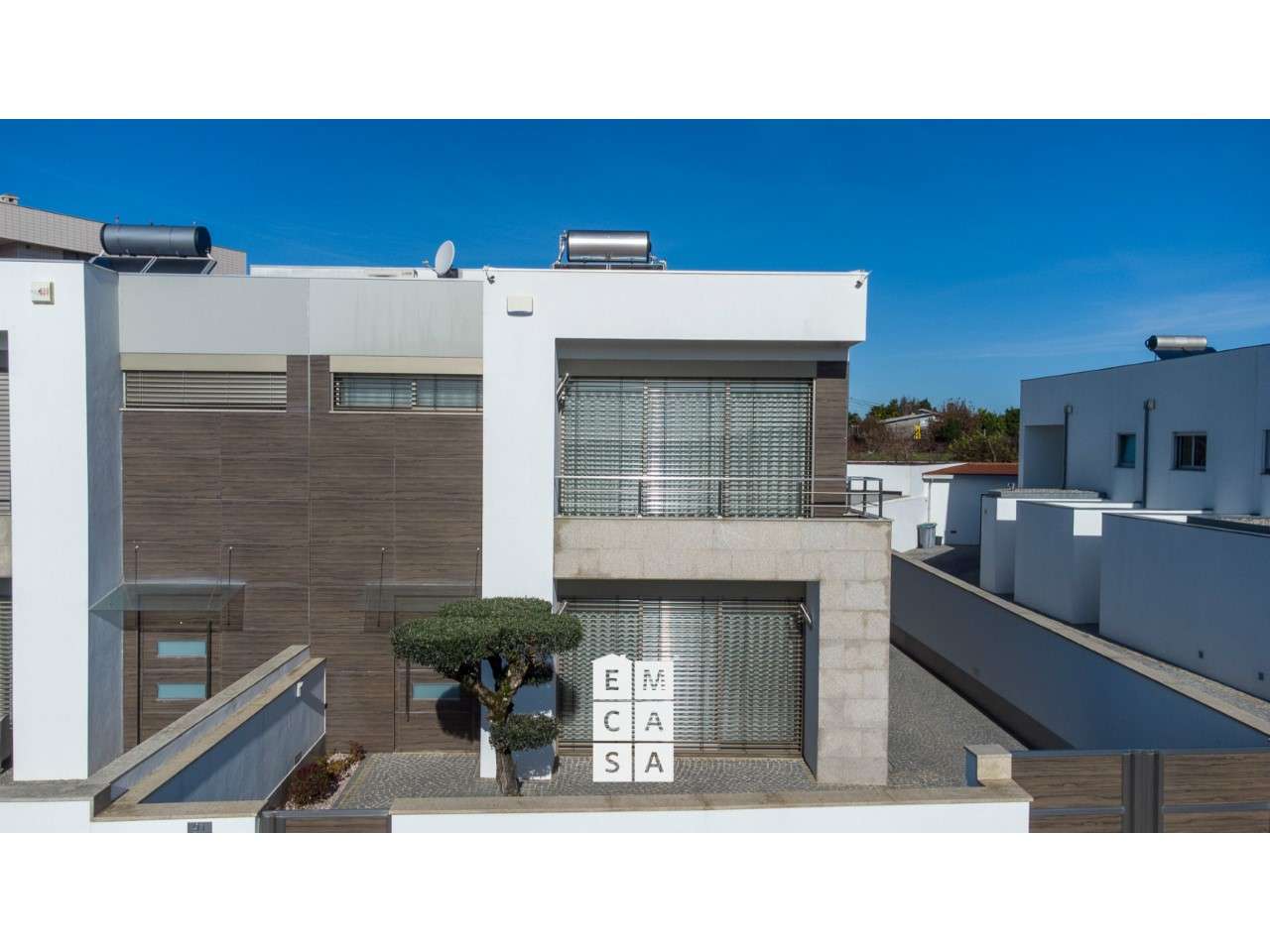 Moradia Geminada T4 Venda em Santa Maria da Feira, Travanca, Sanfins e - Grande imagem: 2/55