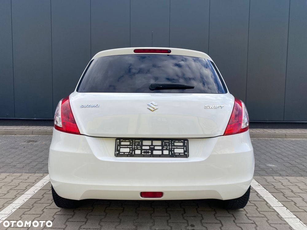 Suzuki Swift 1.2 Premium - 5