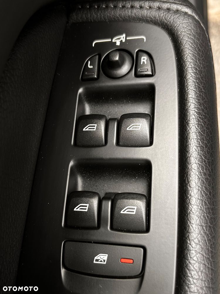 Volvo XC 60 B4 D Geartronic Momentum - 35