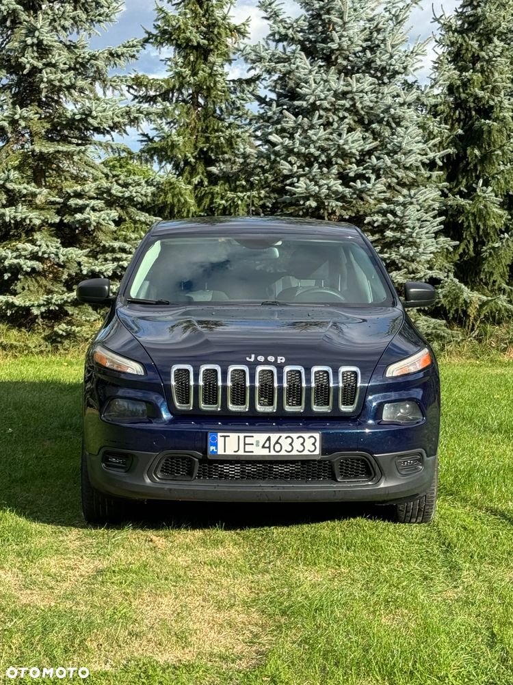 Jeep Cherokee - 10