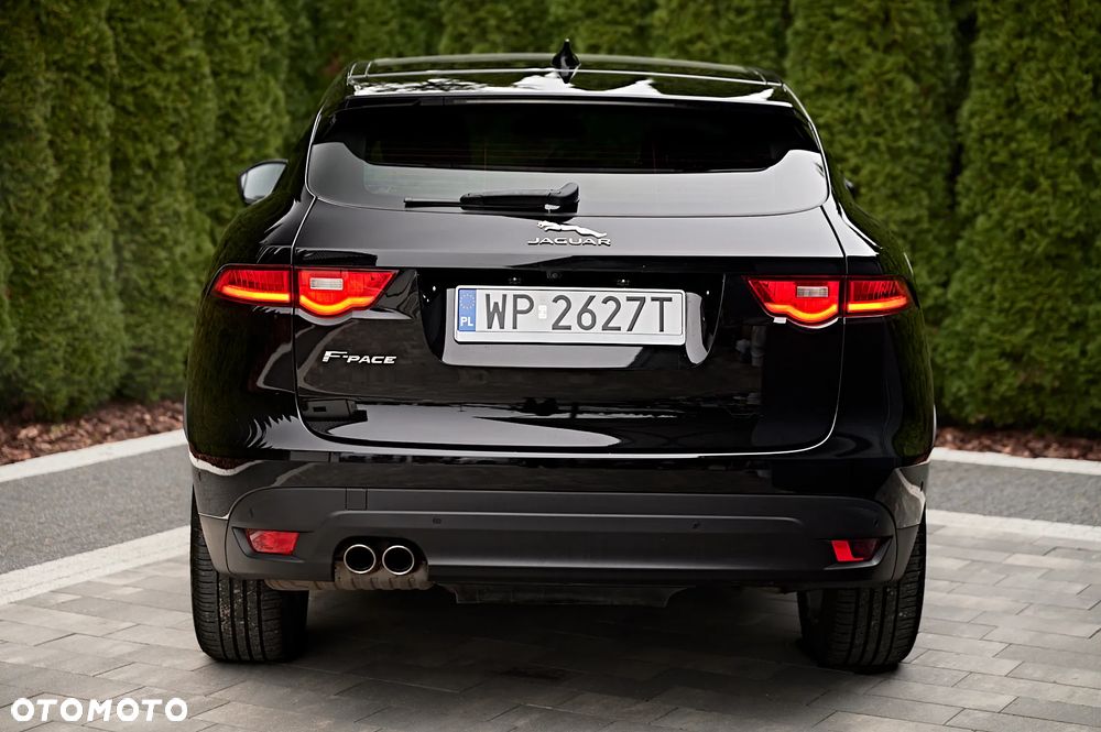 Jaguar F-Pace 20d AWD Prestige - 8