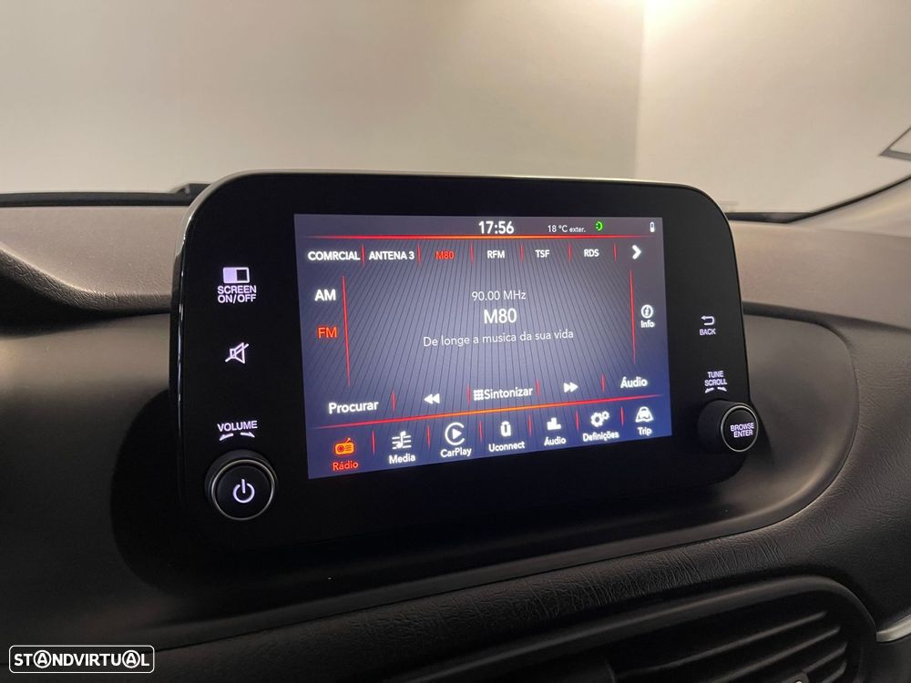 Fiat Tipo Station Wagon 1.3 M-Jet Lounge - 23