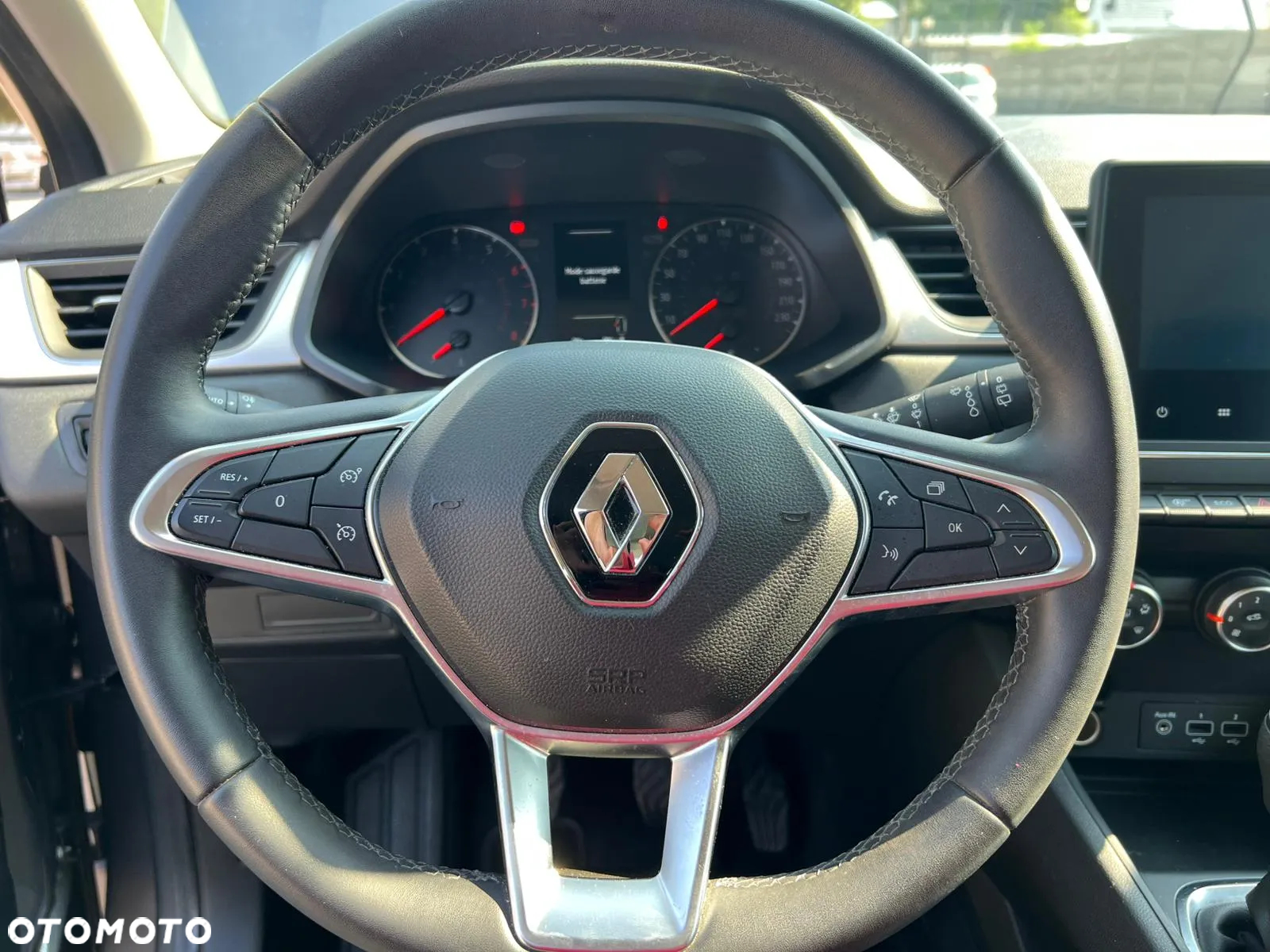 Renault Captur TCe 100 EXPERIENCE - 17
