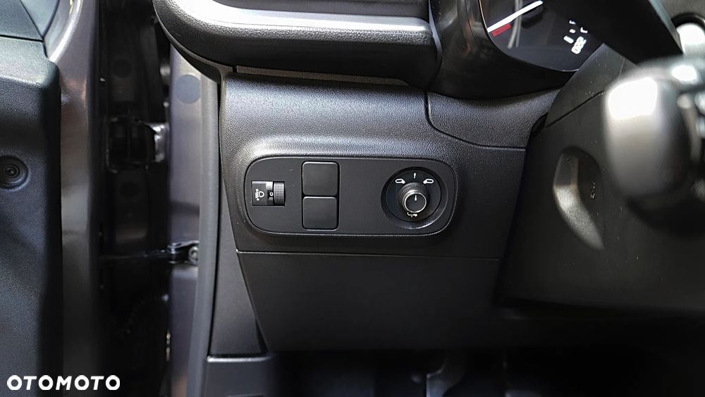 Citroën C3 1.2 PureTech Shine - 21