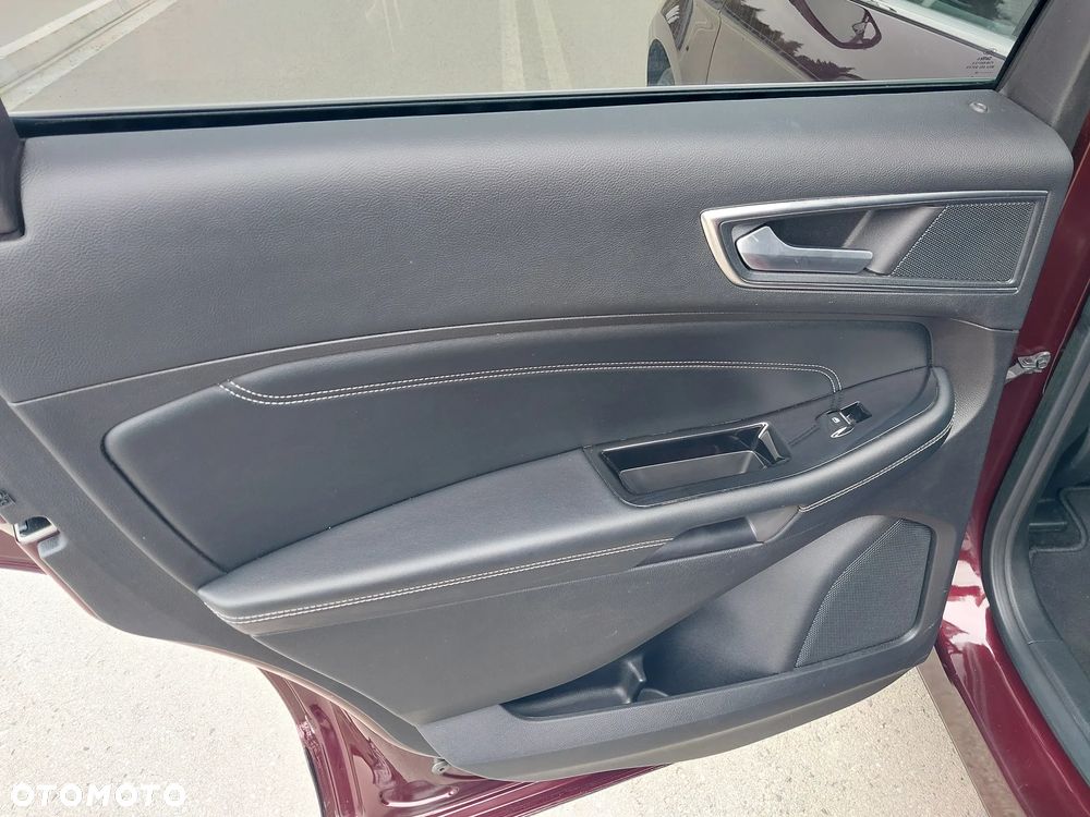 Ford Edge - 19