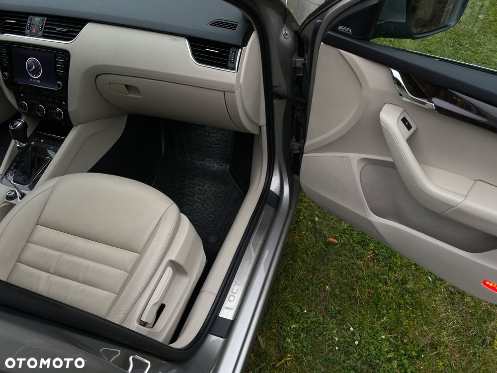 Skoda Octavia 1.8 TSI Elegance DSG - 10