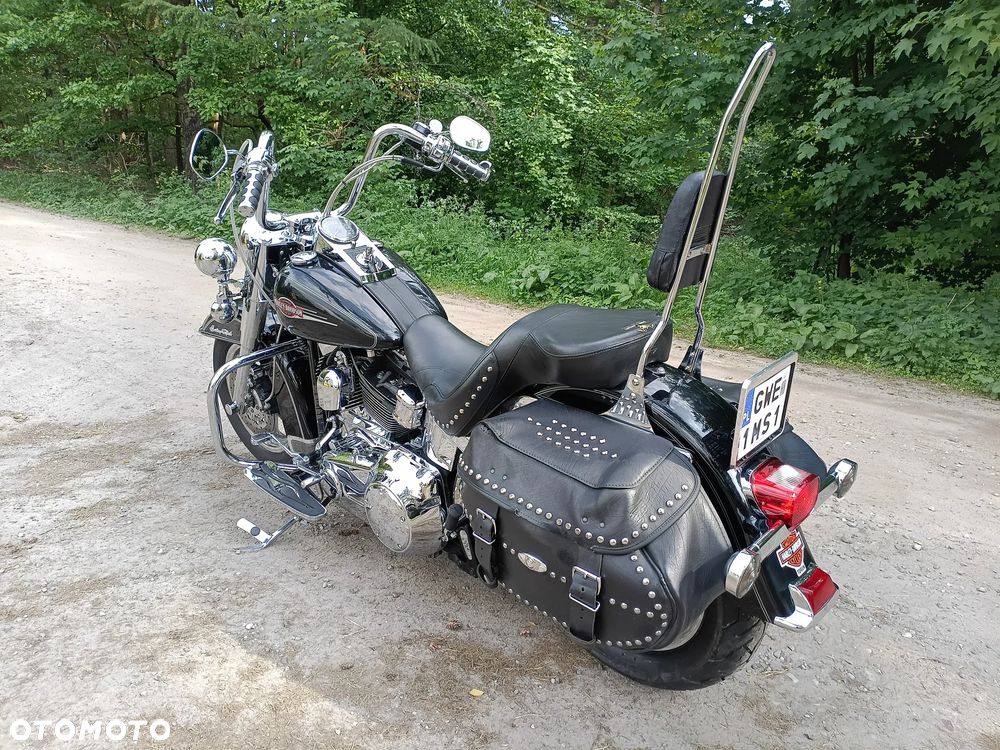 Harley-Davidson Softail Heritage Classic - 19