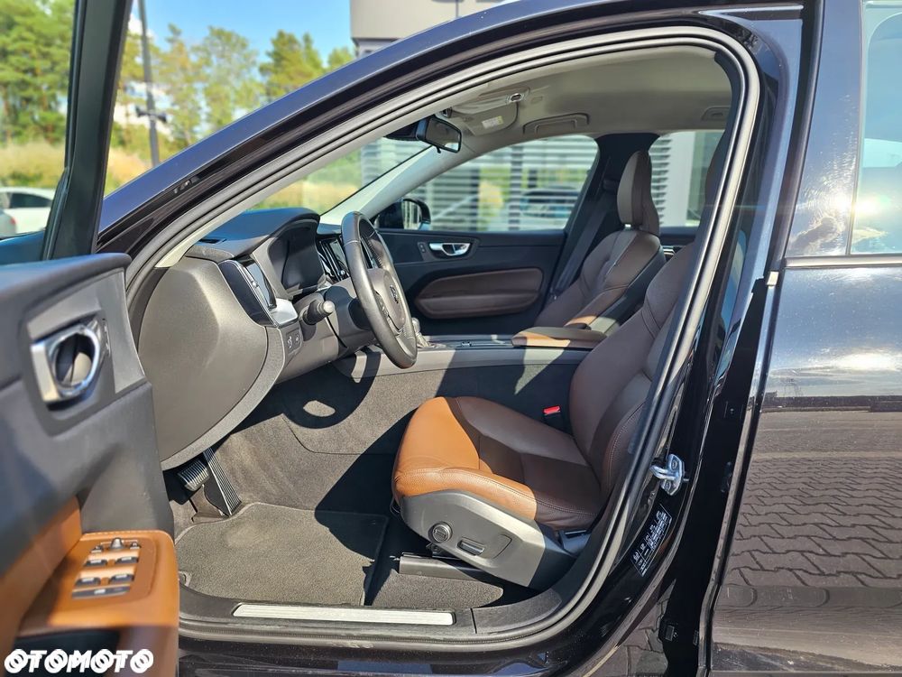 Volvo XC 60 D5 AWD Inscription - 21