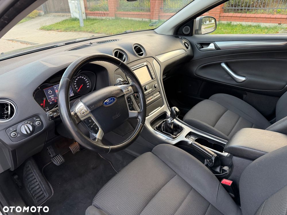 Ford Mondeo 2.0 TDCi Titanium - 29