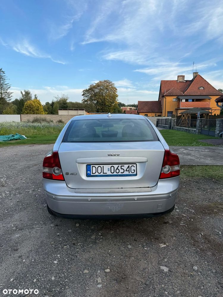 Volvo S40 2004 photo 4
