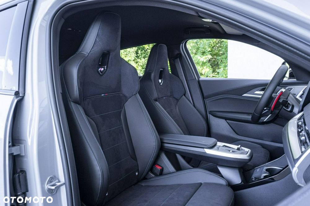 BMW X2 - 28