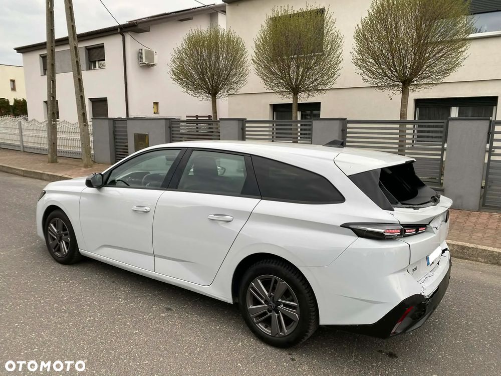 Peugeot 308 PureTech 130 EAT8 Active Pack - 32