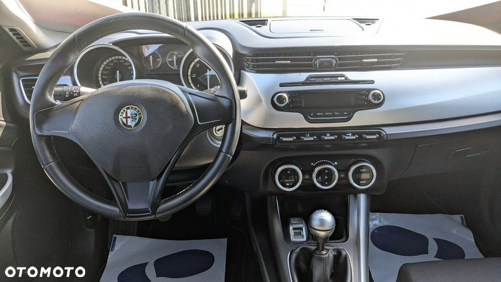 Alfa Romeo Giulietta - 24