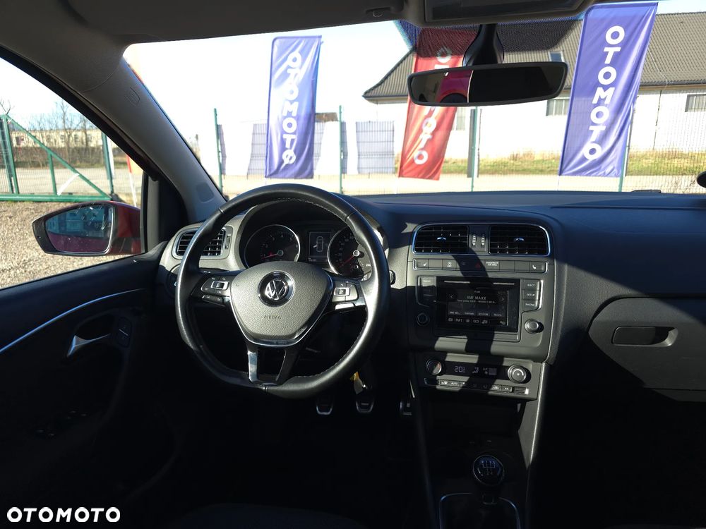 Volkswagen Polo 1.2 TSI Comfortline - 36