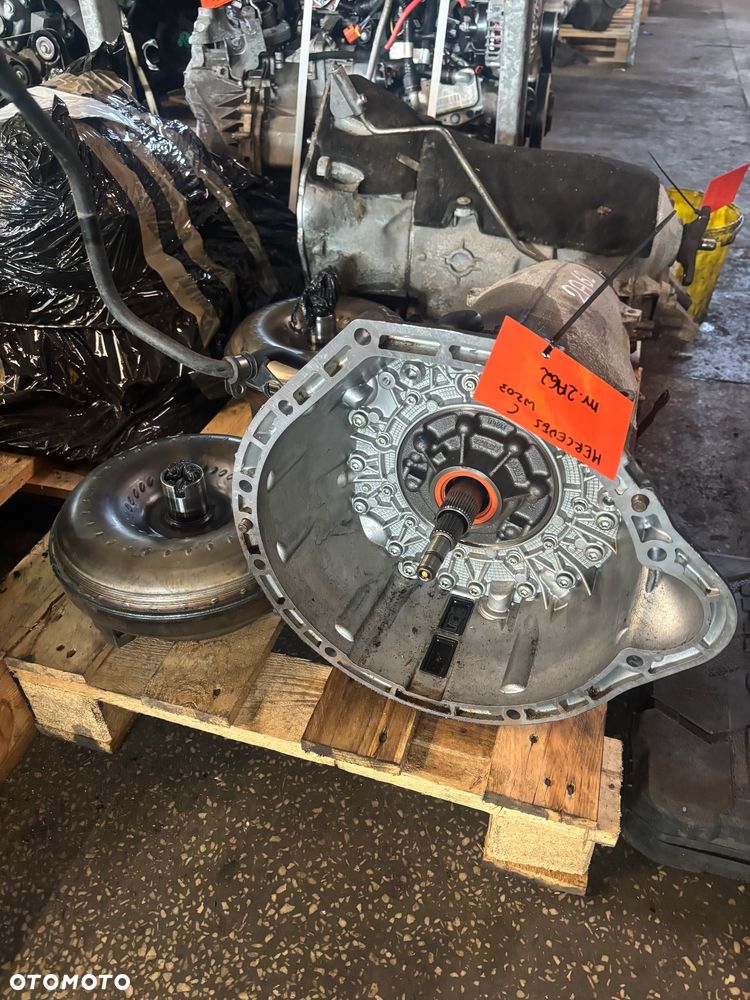 SKRZYNIA BIEGÓW AUTOMAT MERCEDES W203 W211 1.8 R2202711901 R2112710401 - 1