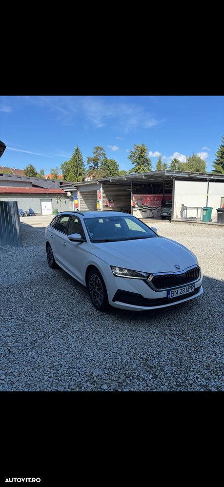 Skoda Octavia 2.0 TDI DSG Style - 1