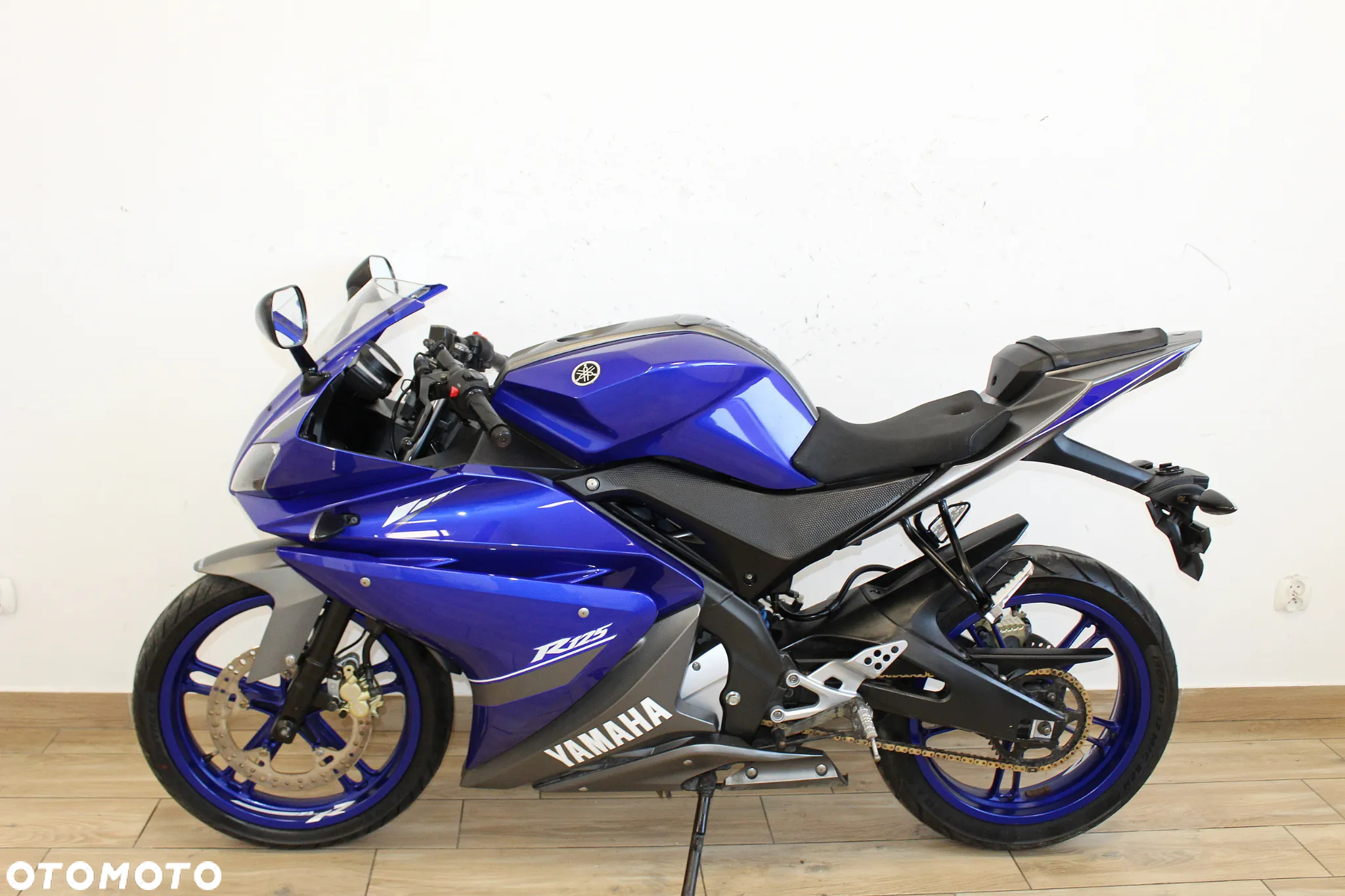 Yamaha YZF - 5