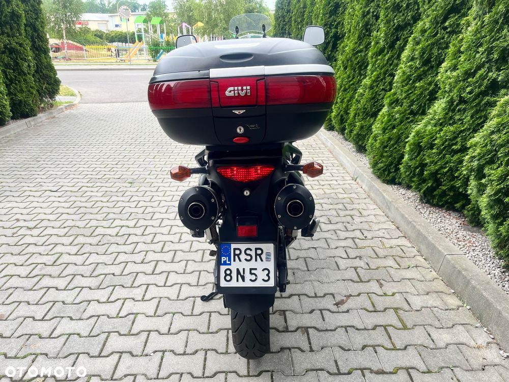 Suzuki V-STROM - 4