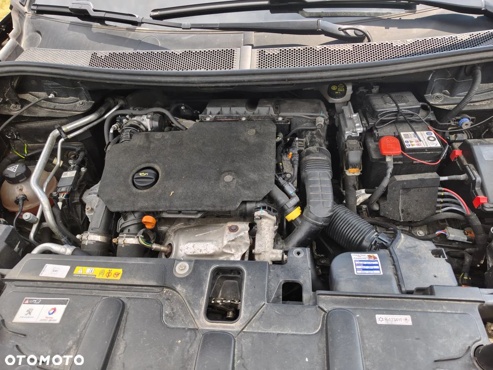 Peugeot 3008 BlueHDi 130 Stop & Start EAT8 Allure - 10