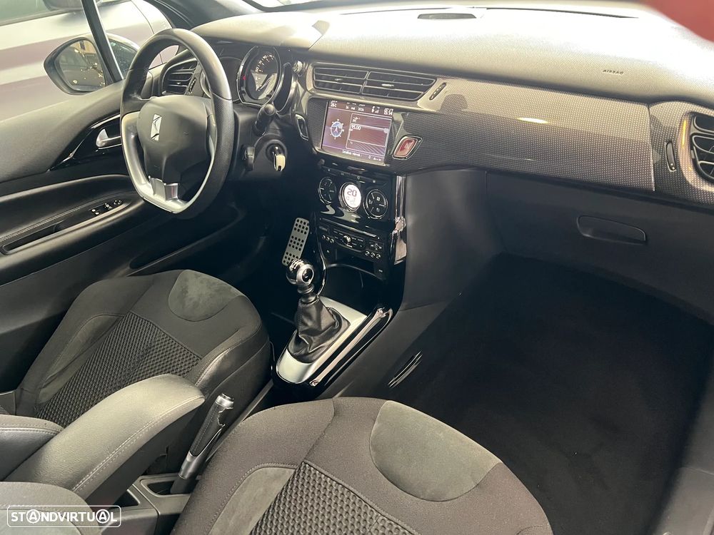Citroën DS3 1.6 HDi Airdream Sport Chic - 16