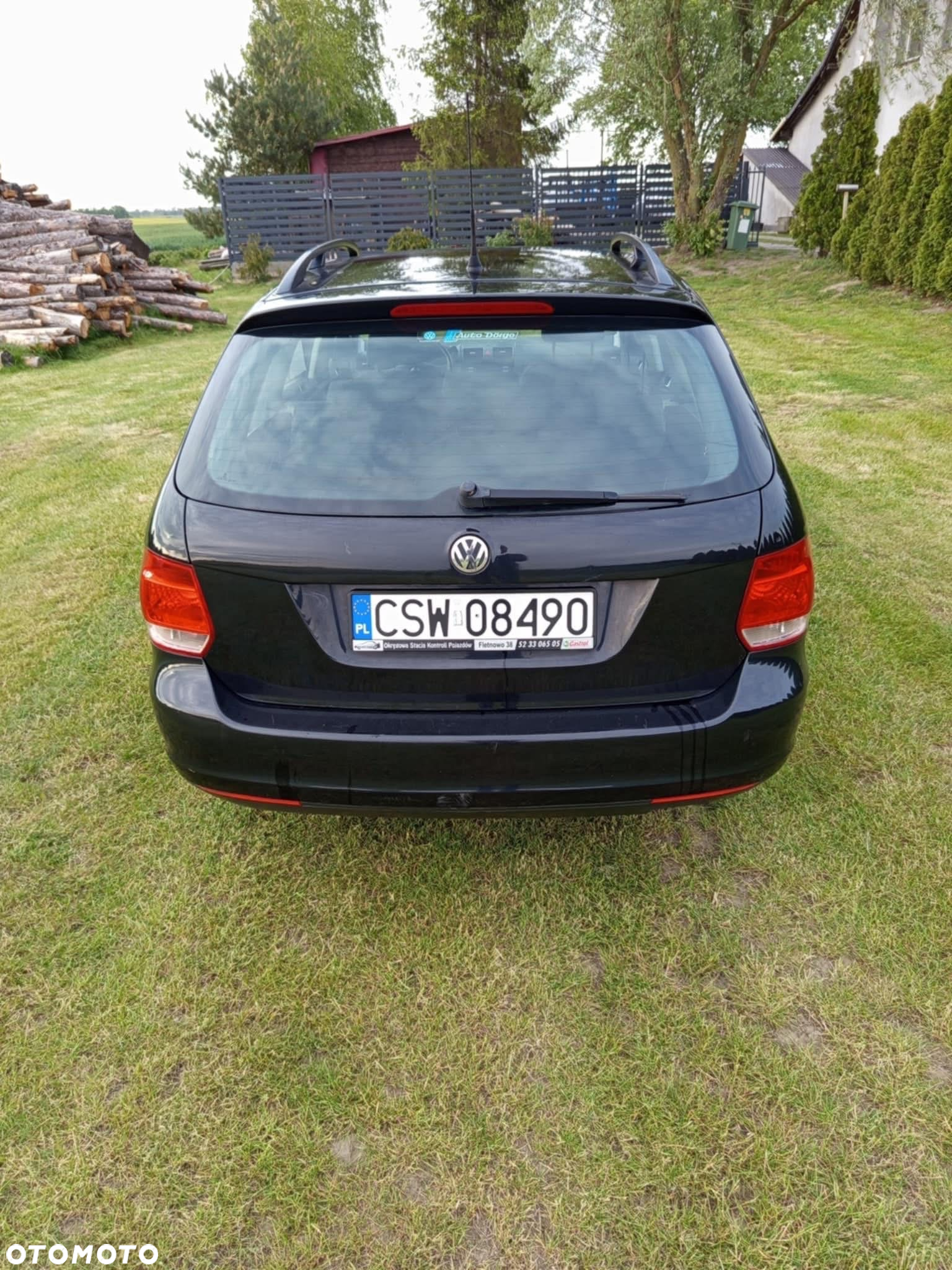 Volkswagen Golf - 3