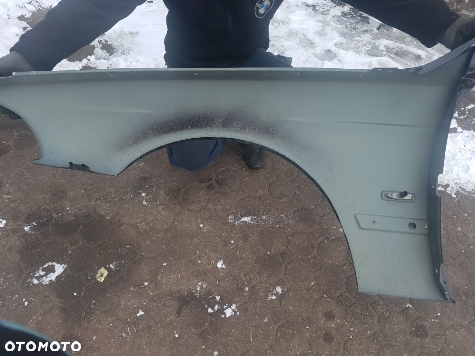 BŁOTNIK PRZÓD PRAWY LUB LEWY BMW E39 BLACKSAPHIRE - 4