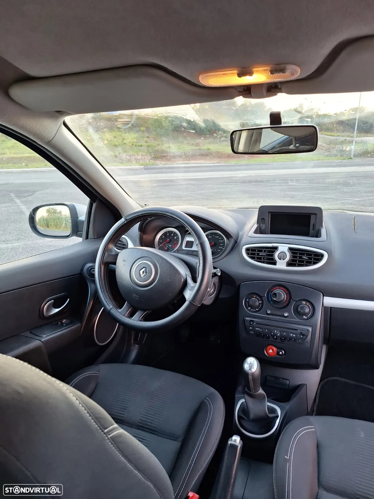 Renault Clio 1.2 16V Dynamique - 9