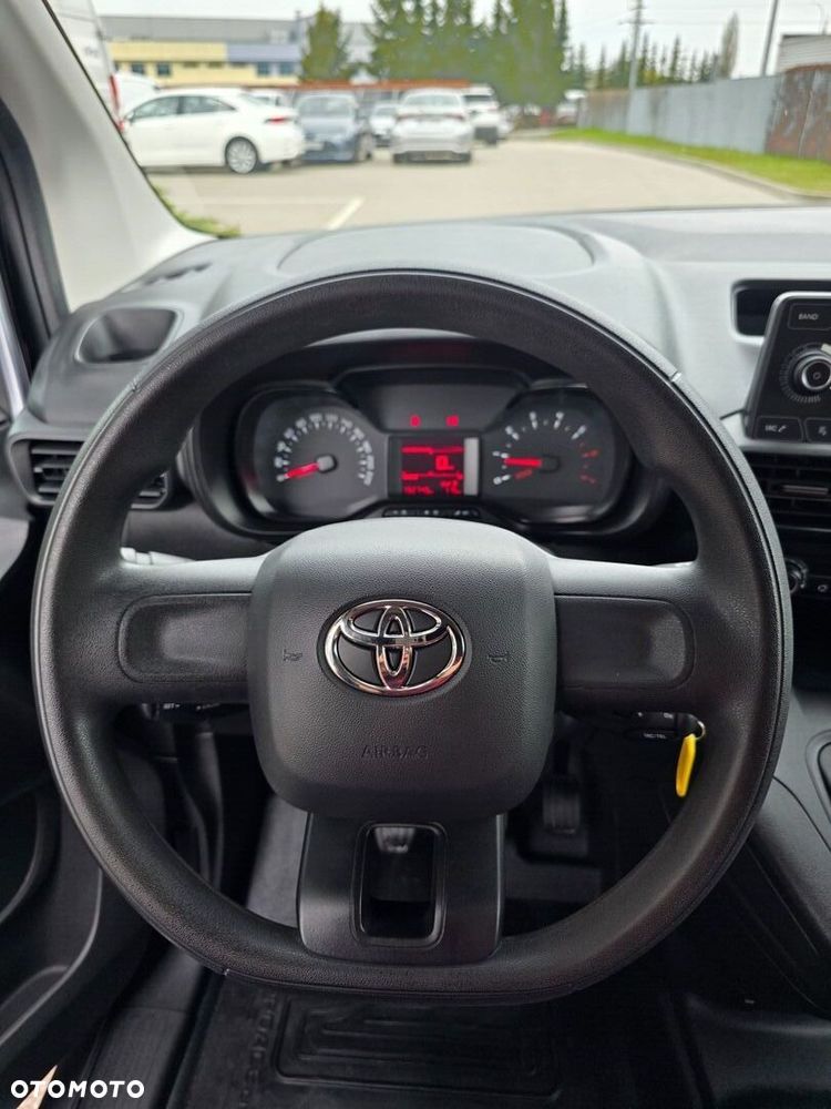 Toyota PROACE CITY - 25