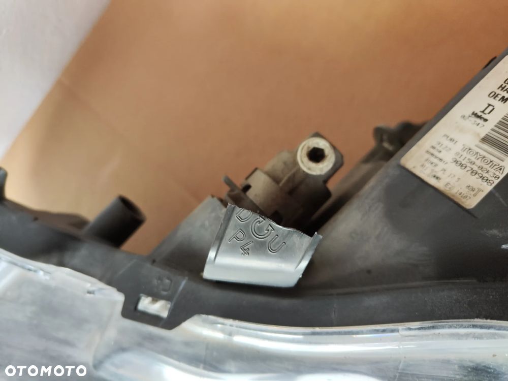 Lampa Lewy przód Toyota Auris 81150-02K30 Lewa przednia - 3